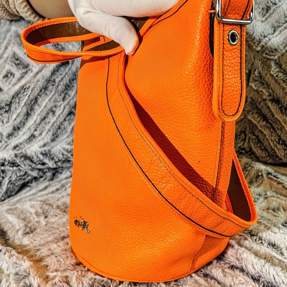 NWOT - C.O.A.C.H. MINI DUFFLE IN POLISHED PEBBLE LEATHER (F34527) - Picture 4 of 6